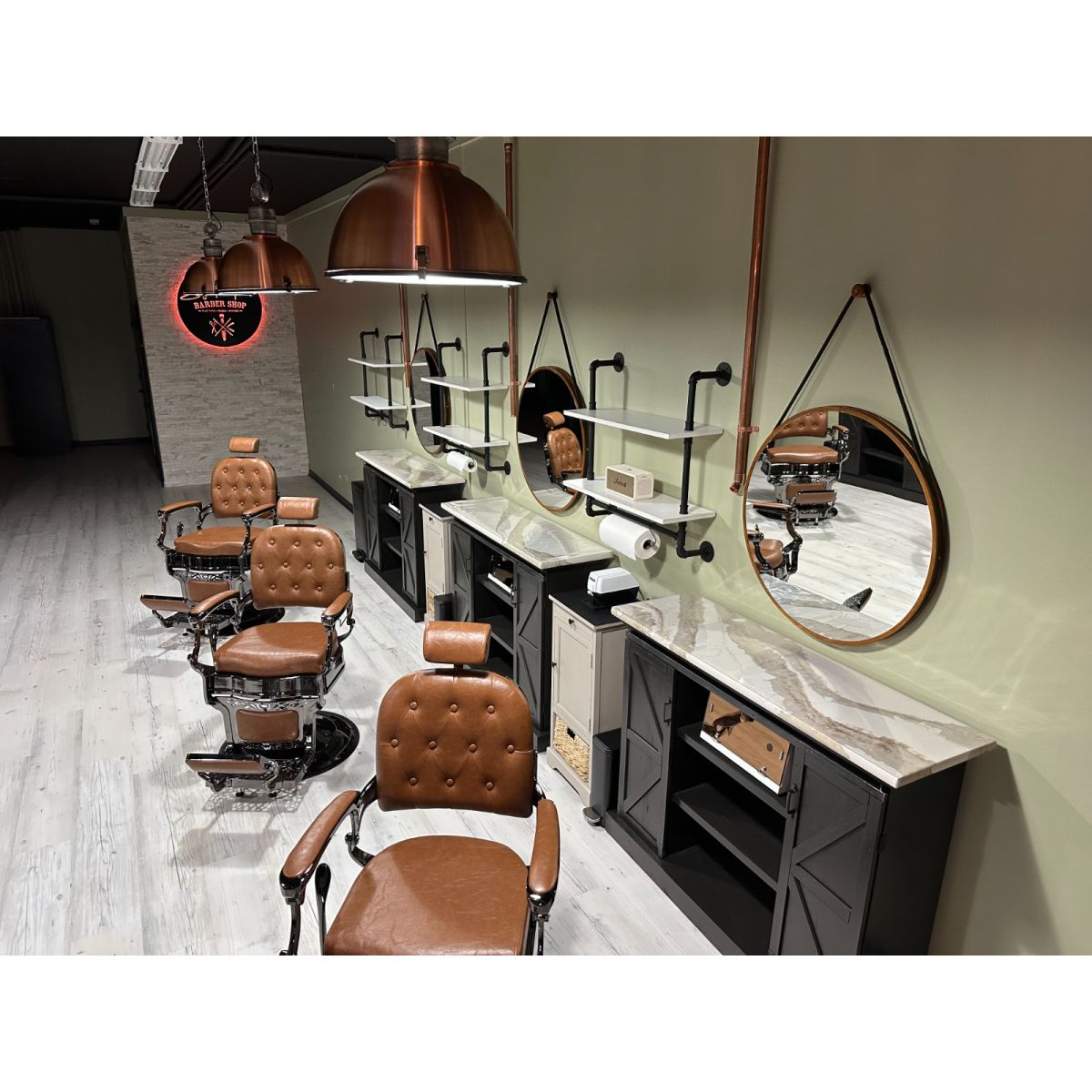 Deco Remington Barber Chair