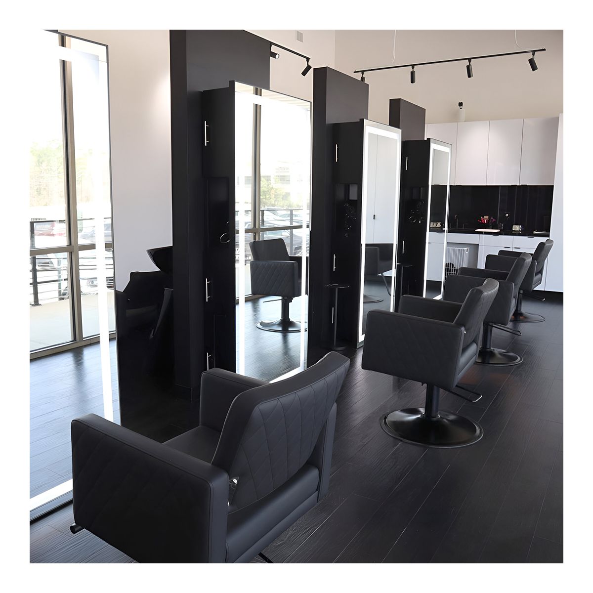 Deco Le Beau Styling Chair