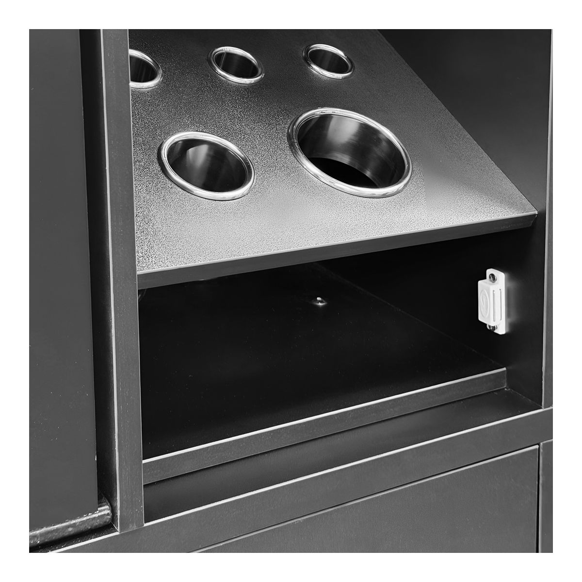 Deco Nottingham LED Double Sided Styling Station - Black