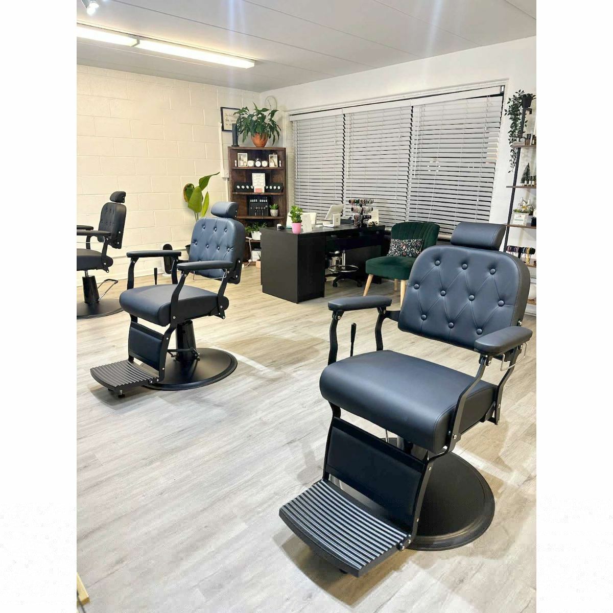 Deco Bradshaw Barber Chair - Black